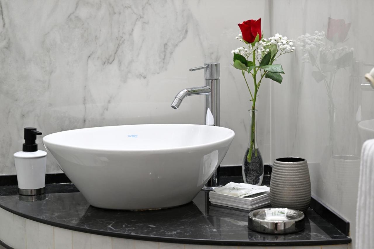 Notti A Roma Bed and Breakfast Εξωτερικό φωτογραφία