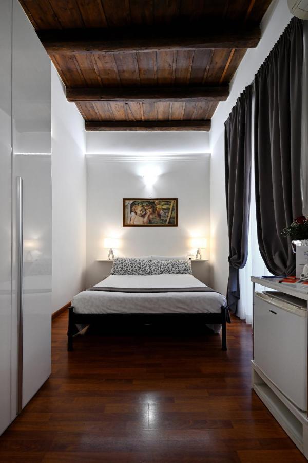 Notti A Roma Bed and Breakfast Εξωτερικό φωτογραφία