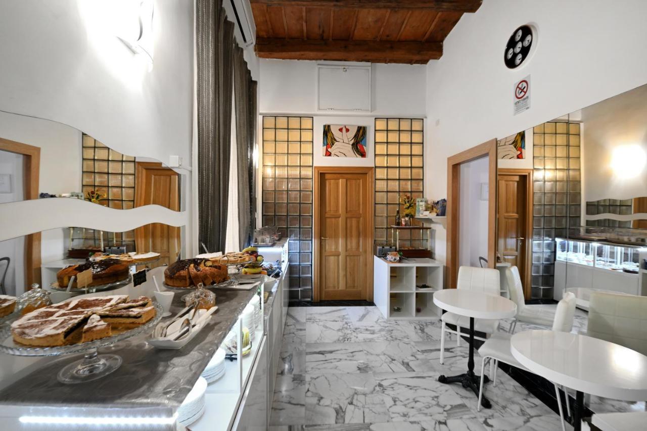 Notti A Roma Bed and Breakfast Εξωτερικό φωτογραφία
