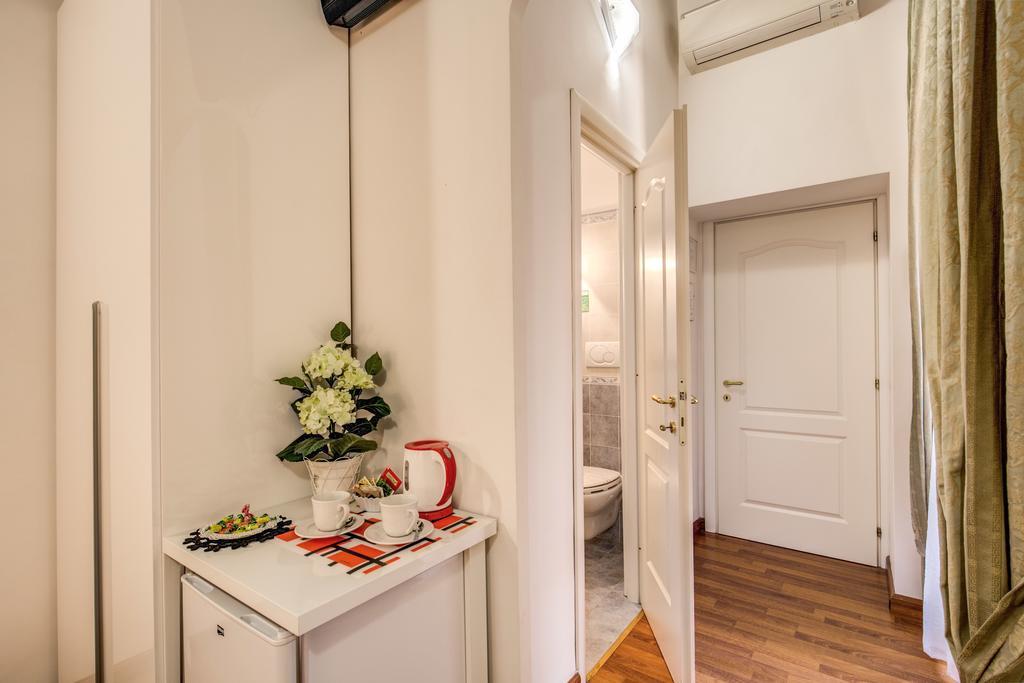 Notti A Roma Bed and Breakfast Εξωτερικό φωτογραφία
